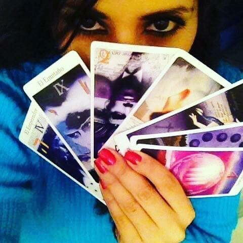 Tarot en León Gto con Jéssica de la Portilla Montaño, lectura de tarot presencial y online. Tarot readings online in Mexico